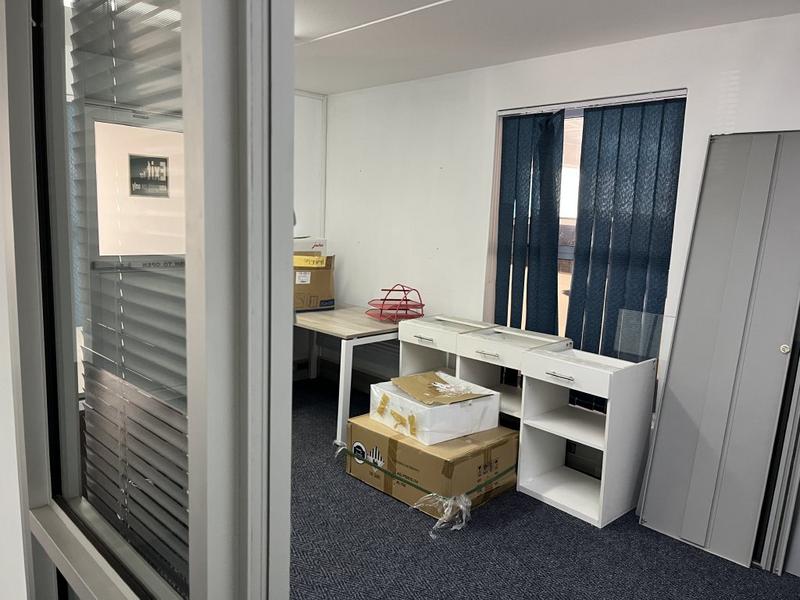 To Let Commercial Property for Rent in Montague Gardens Western Cape